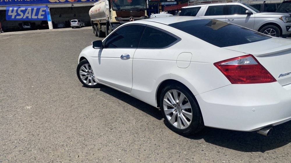 هوندا اكورد V6 موديل 2010  3 مفتيح سياره3