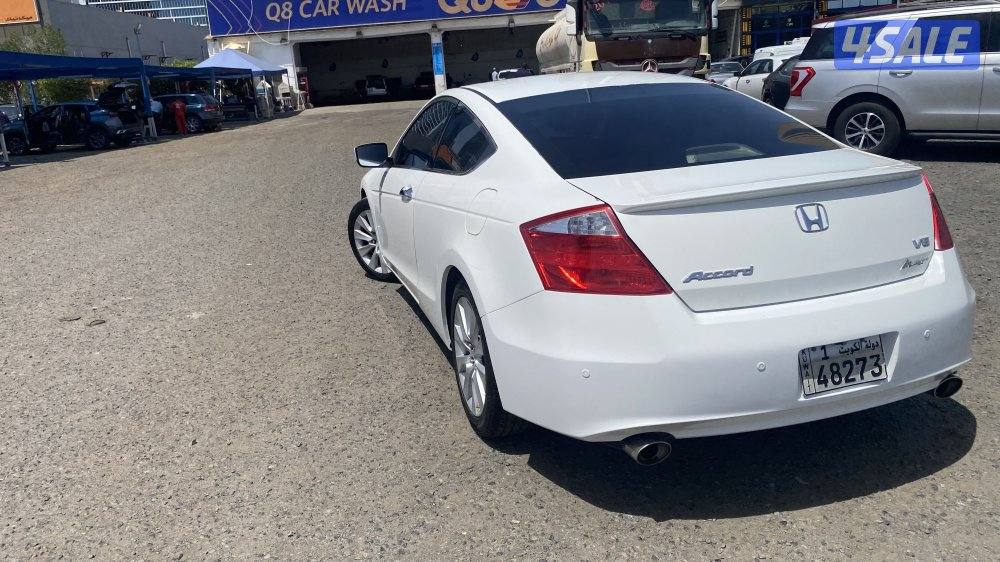 هوندا اكورد V6 موديل 2010  3 مفتيح سياره1