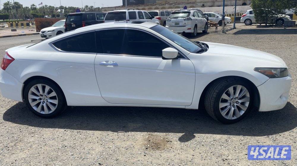 هوندا اكورد V6 موديل 2010  3 مفتيح سياره2