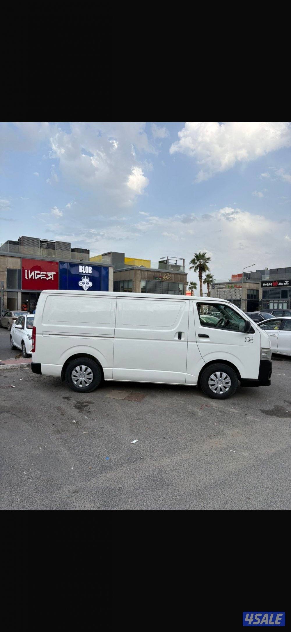 للبيع باص بكس مقفل 20131