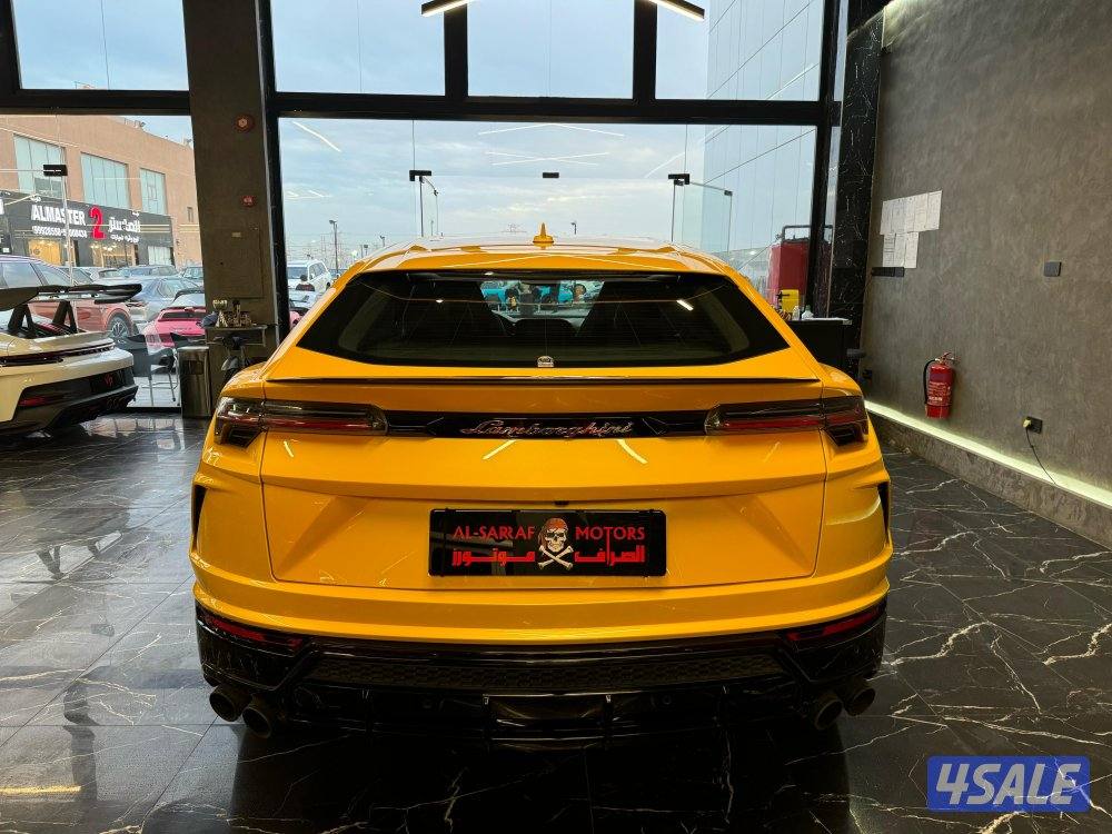 لامبرجيني اوروس7