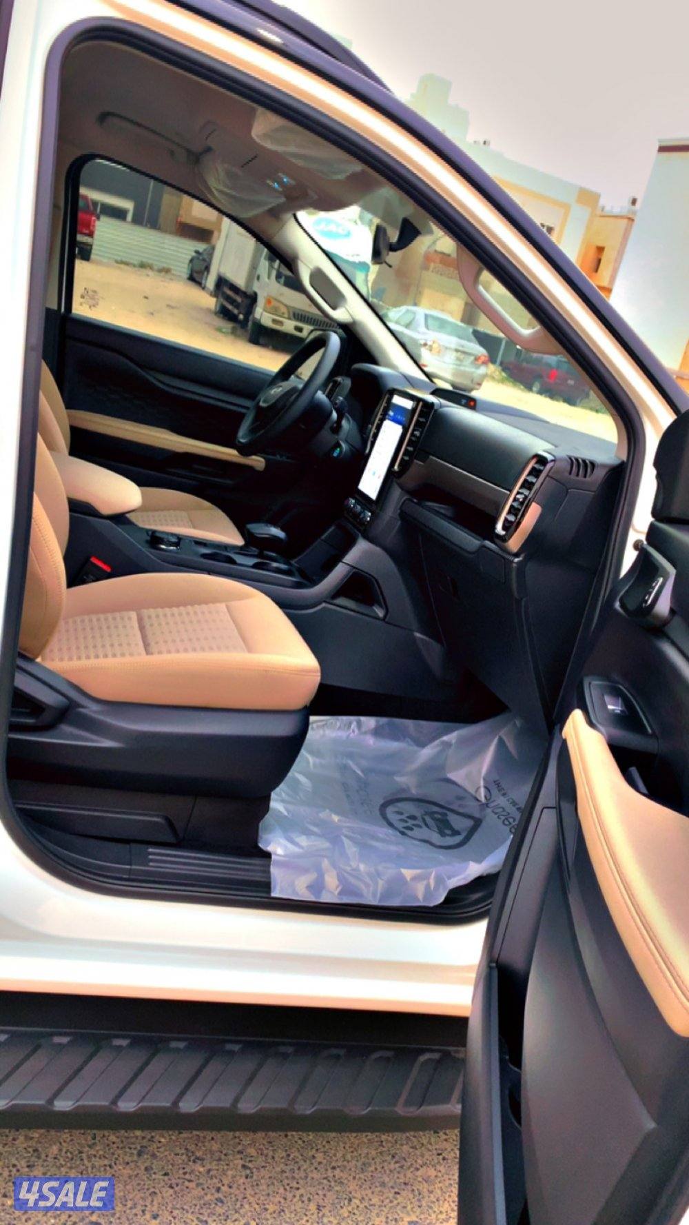 SAL CAR   FORD  EVEREST 2025 km(1)11