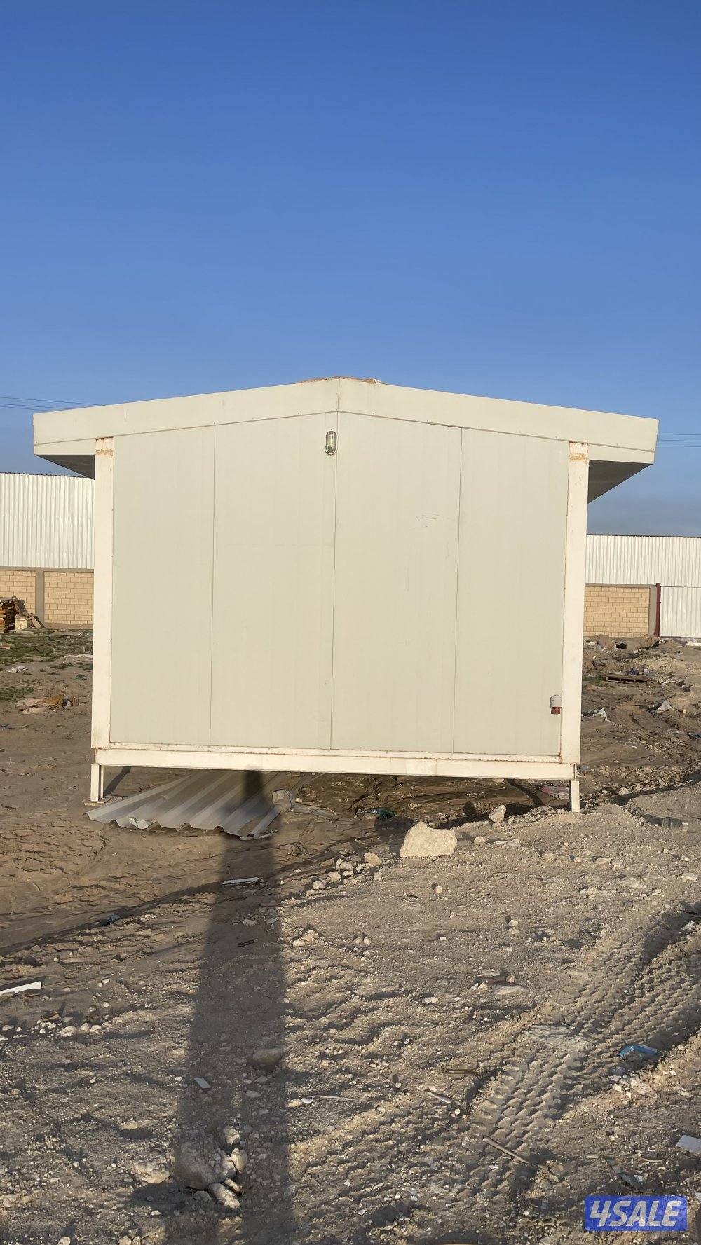 شاليه ساندويش بنل ١٢*٤( صاله و مطبخ و حمام )و ١٢*٥(غرفتين و حمام)2