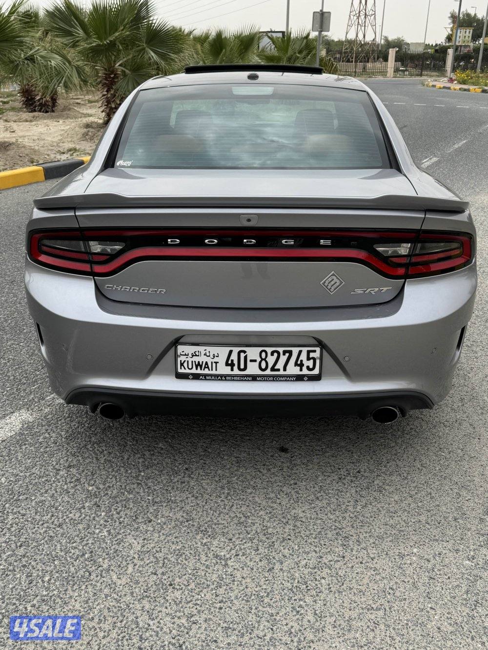 للبيع تشارجر هيلكات3