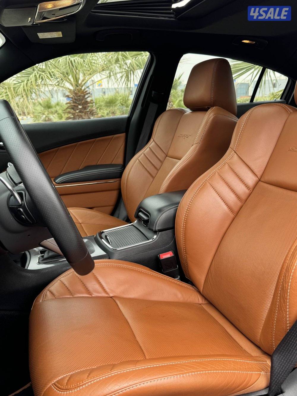 للبيع تشارجر هيلكات5