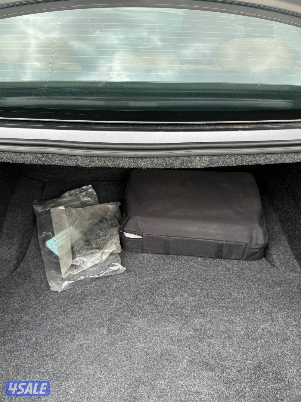 للبيع تشارجر هيلكات6