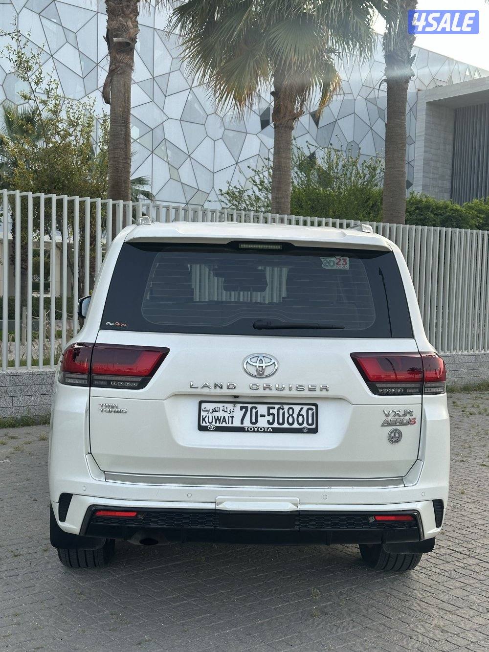 لاندكروزر VXR 2023 صبغ الوكالة وشرط الفحص6