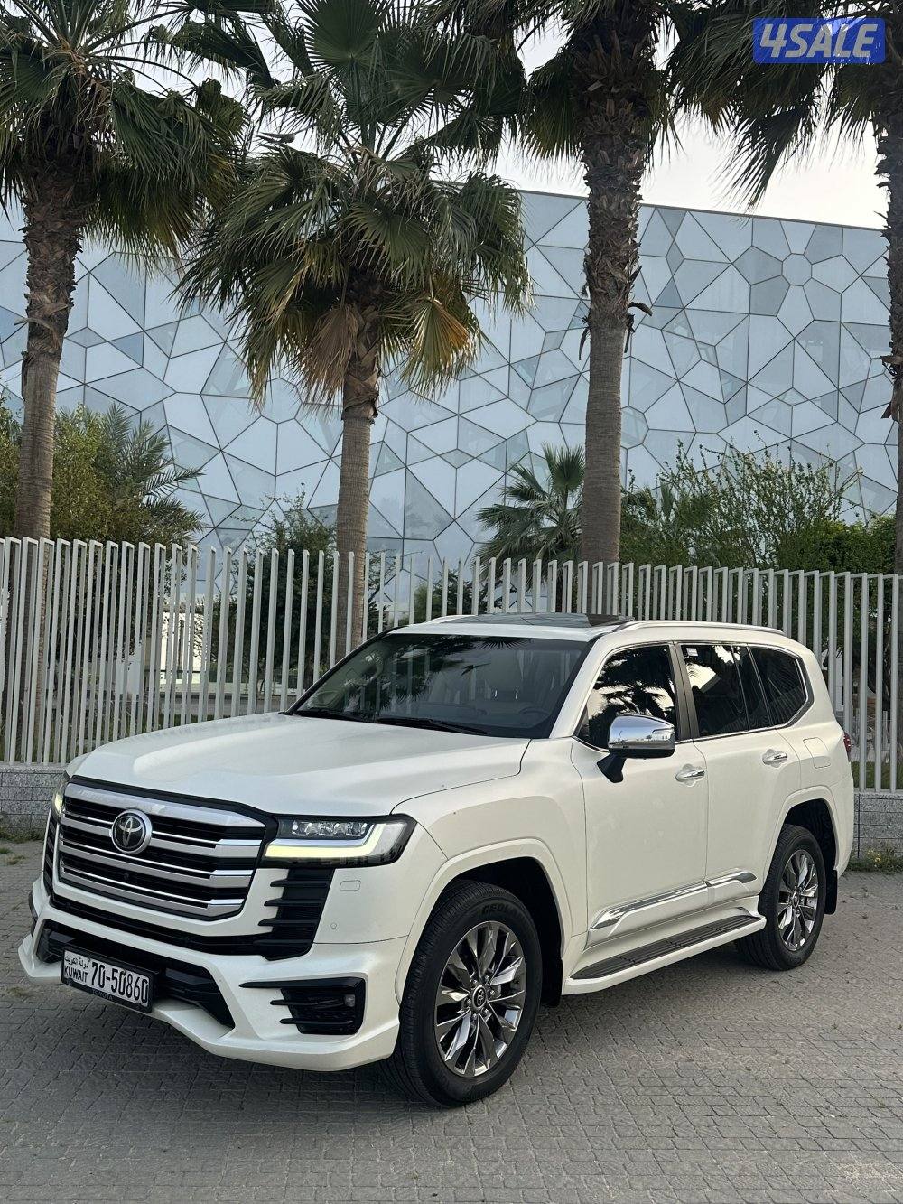 لاندكروزر VXR 2023 صبغ الوكالة وشرط الفحص10