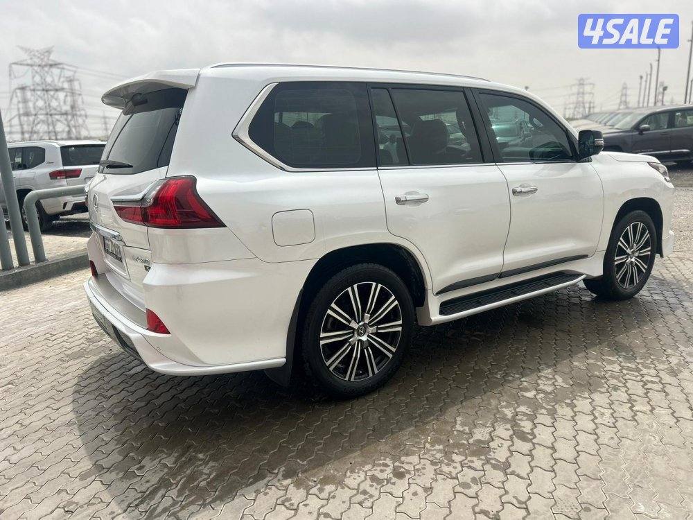 لكزس LX570 s موديل 2018 ماشى 191.000 k.m  وارد الخليج .3