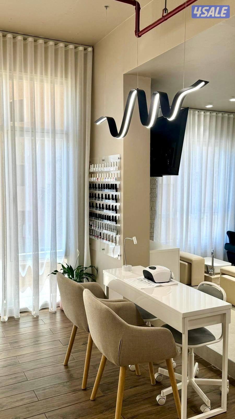 فرصة استثمارية صالون تجميل نسائي للبيع – بنيد القار1