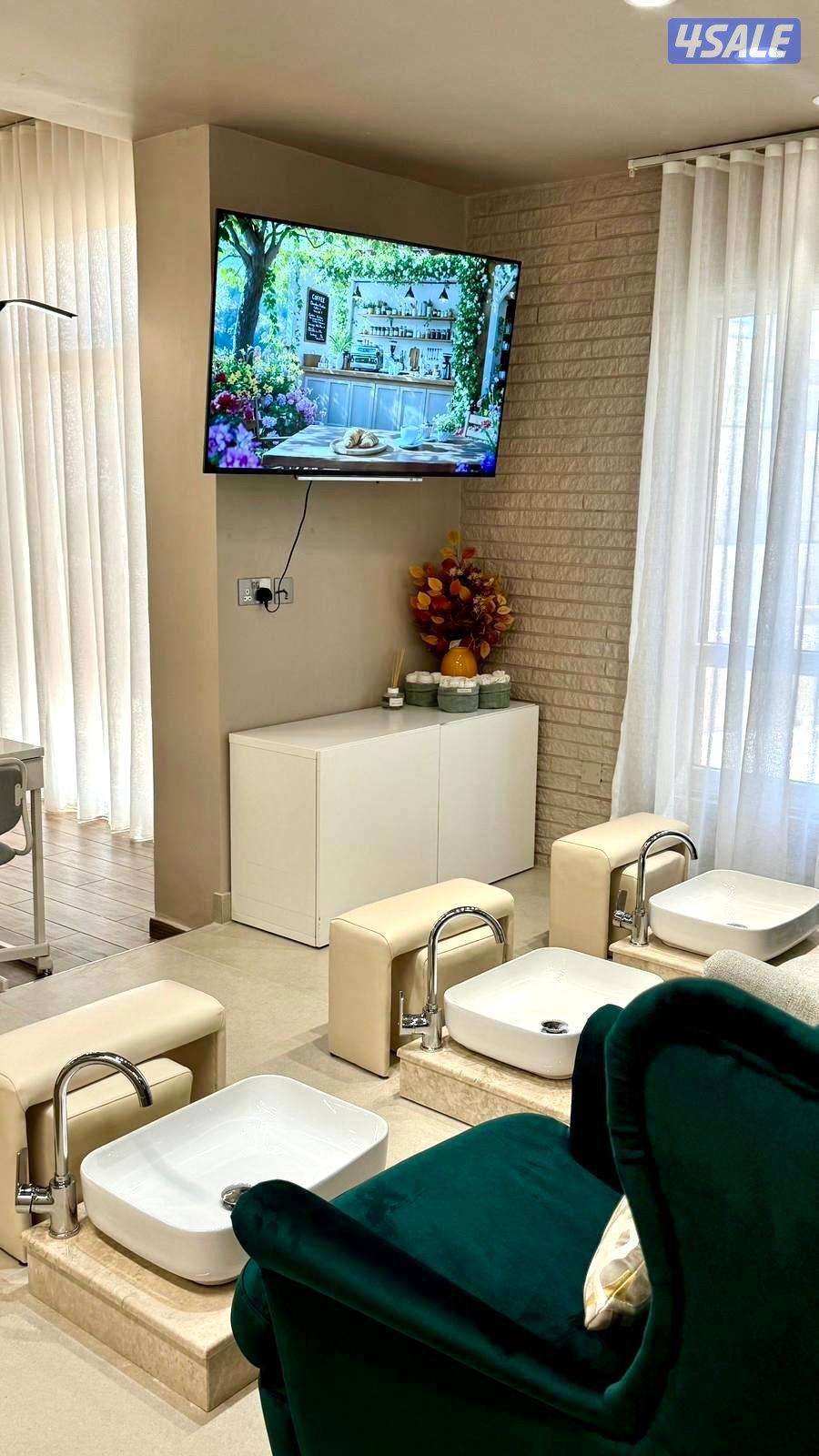 فرصة استثمارية صالون تجميل نسائي للبيع – بنيد القار3