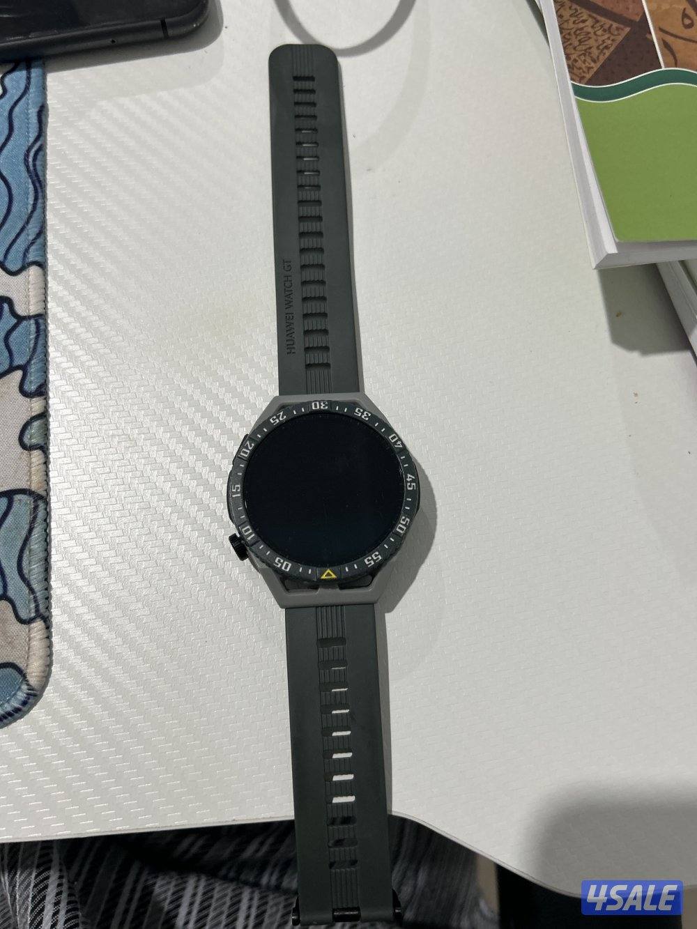 التواصل واتس اب( معاها شاحنها)0