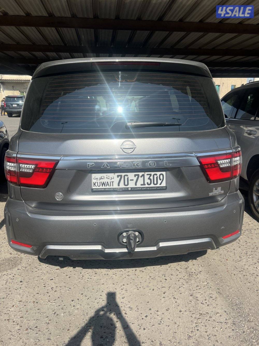 باترول 2023  8 سلندر ماشي 87  شرط الفحص  LE. مكفول الى غايه 2028 شهر 60