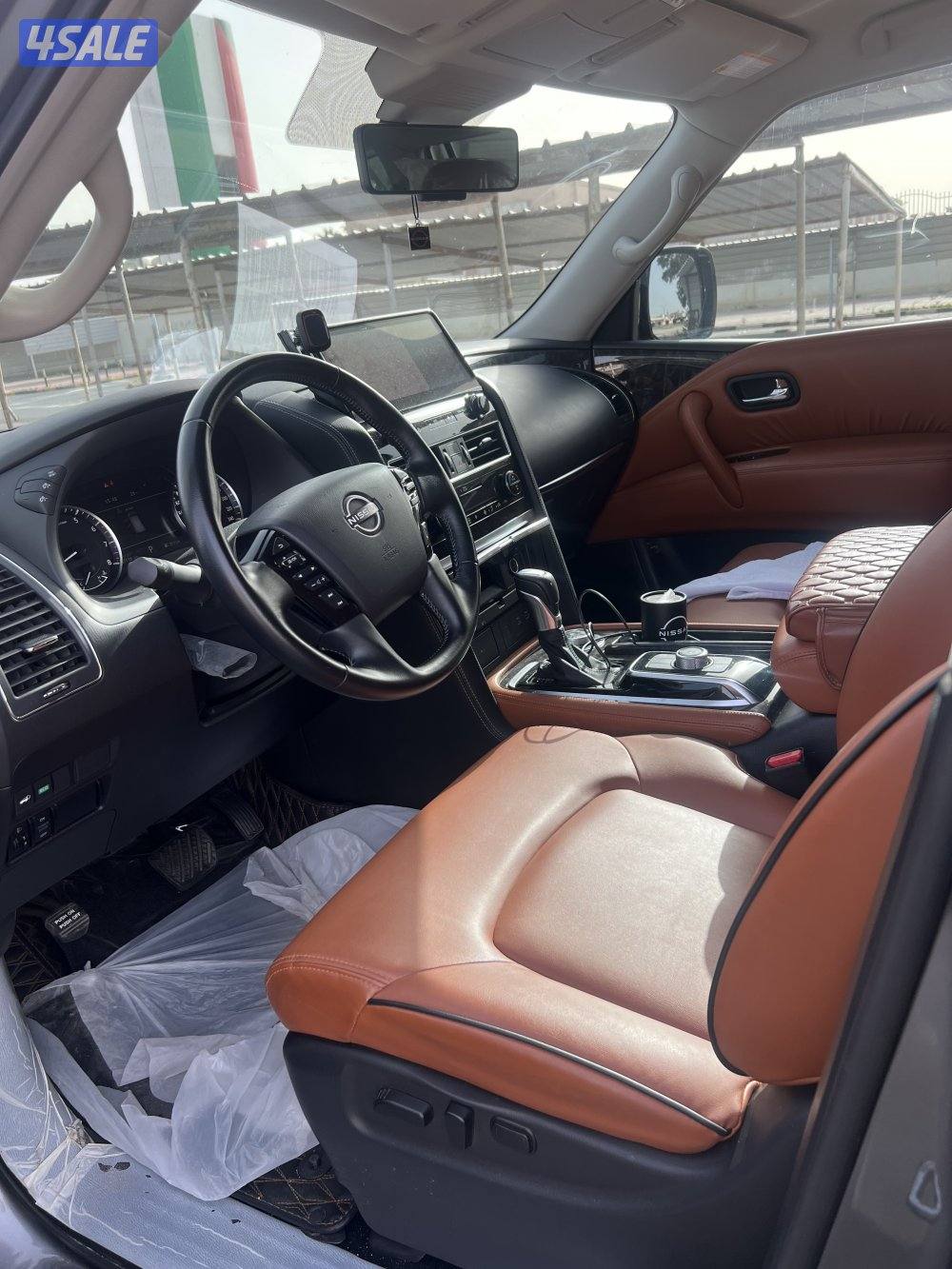 باترول 2023  8 سلندر ماشي 87  شرط الفحص  LE. مكفول الى غايه 2028 شهر 61