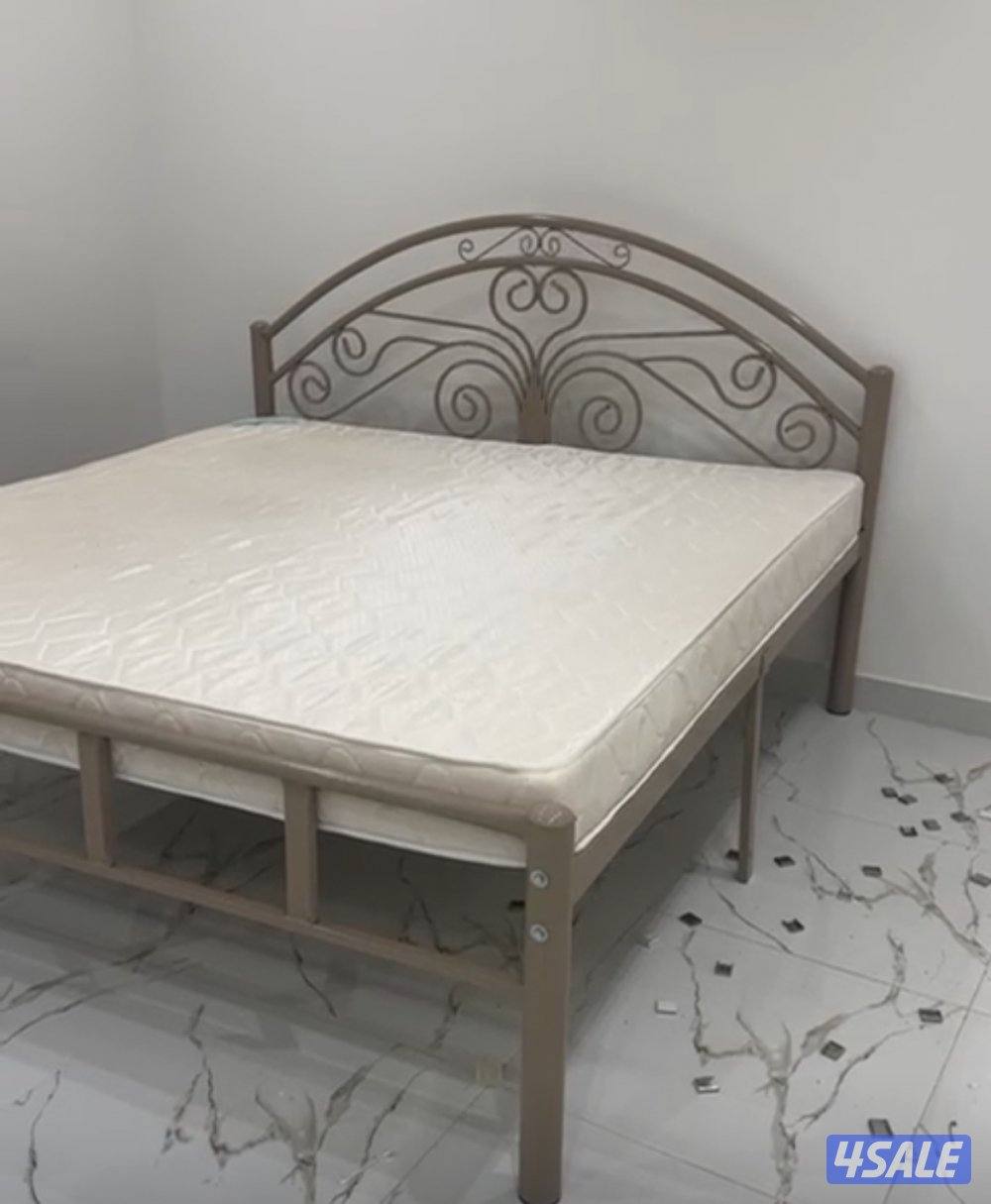 سرير نفرين0