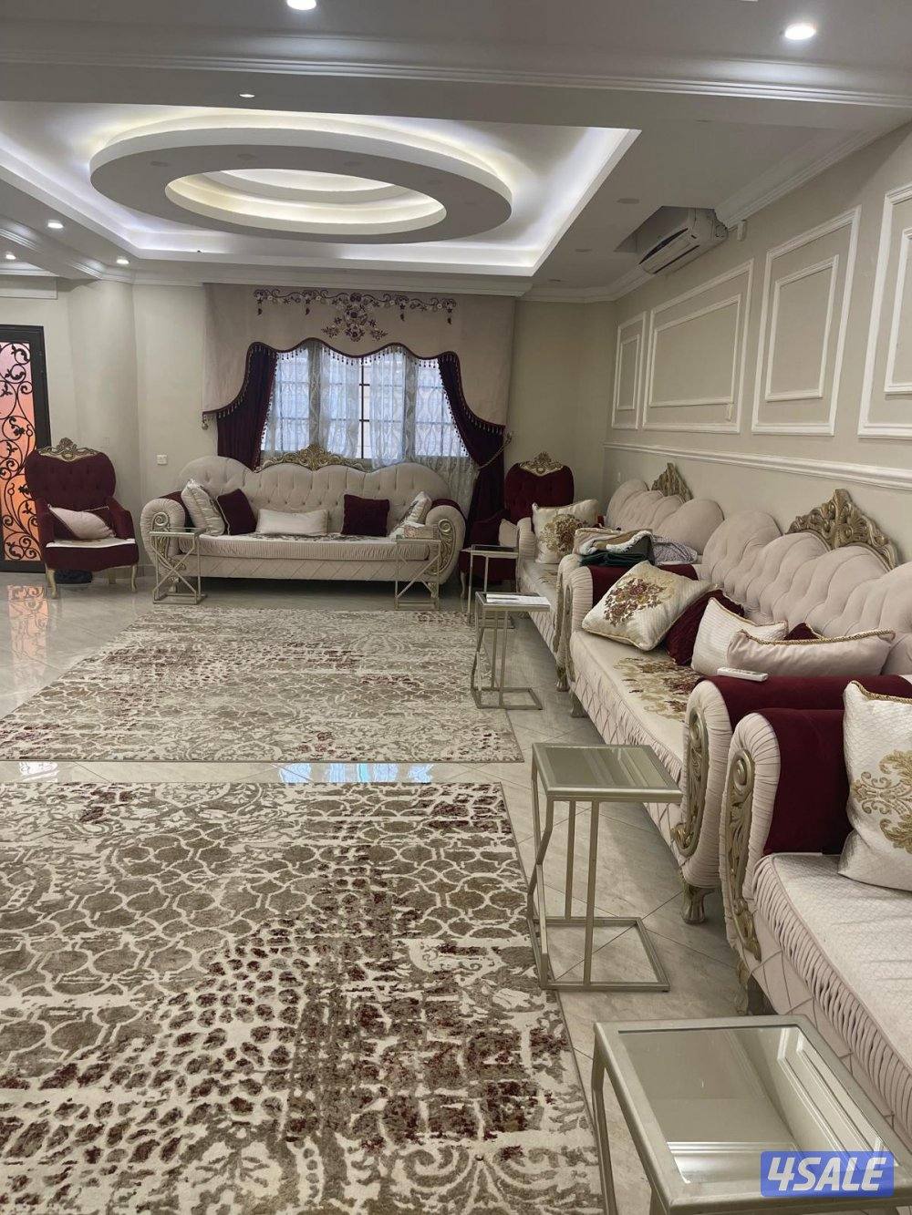 للبيع قسيمه بتوسعه الوفره السكنيه موقع زاويه دورين وربع الارضي وشقتين1