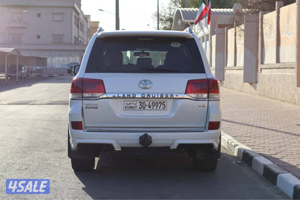 لاندكروزر 20151