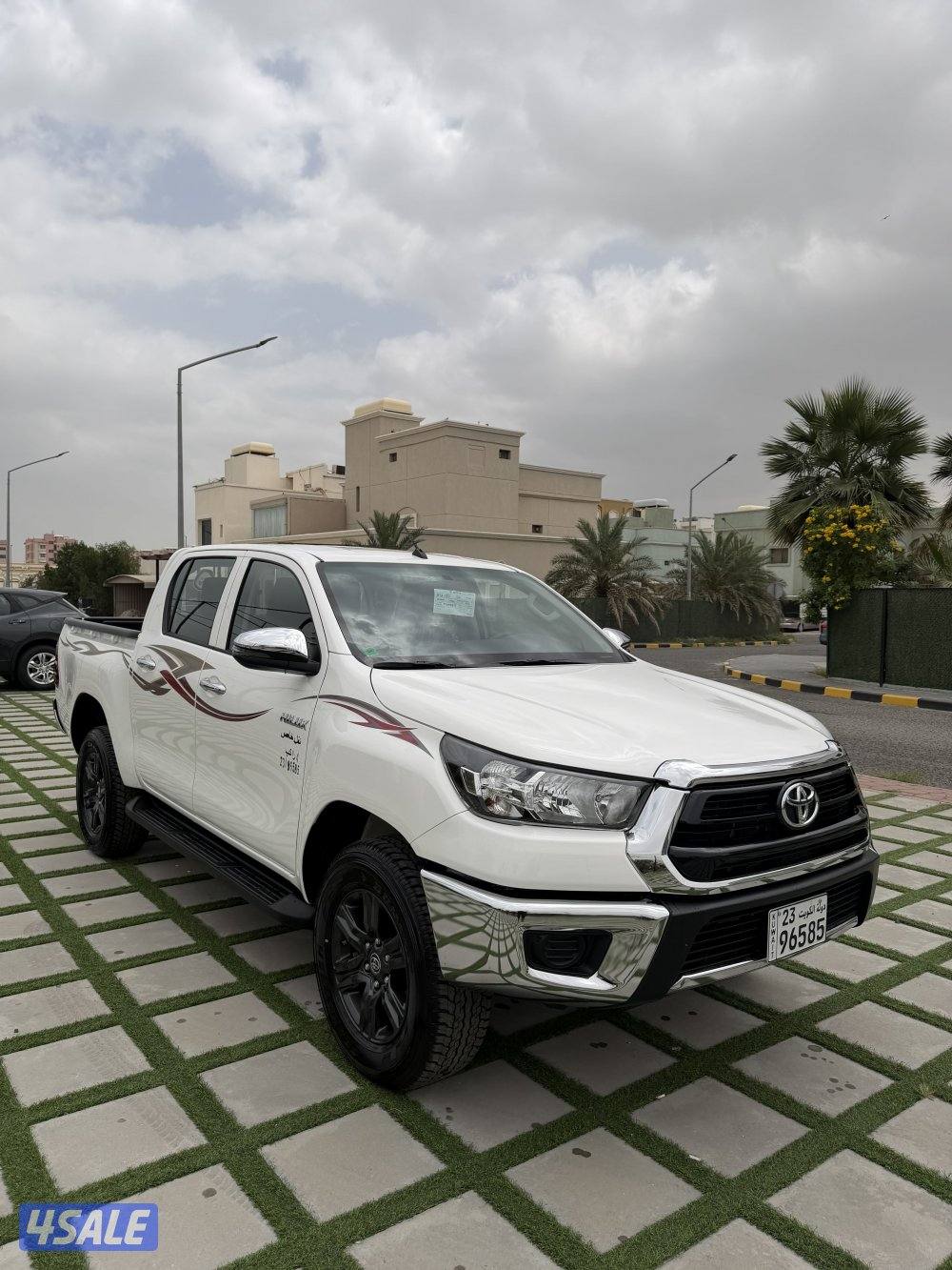 وانيت تيوتا هايلكس اصفارر 2026 دبل قير / تماتيك /2