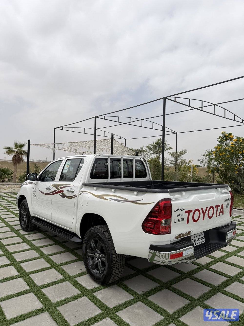 وانيت تيوتا هايلكس اصفارر 2026 دبل قير / تماتيك /4