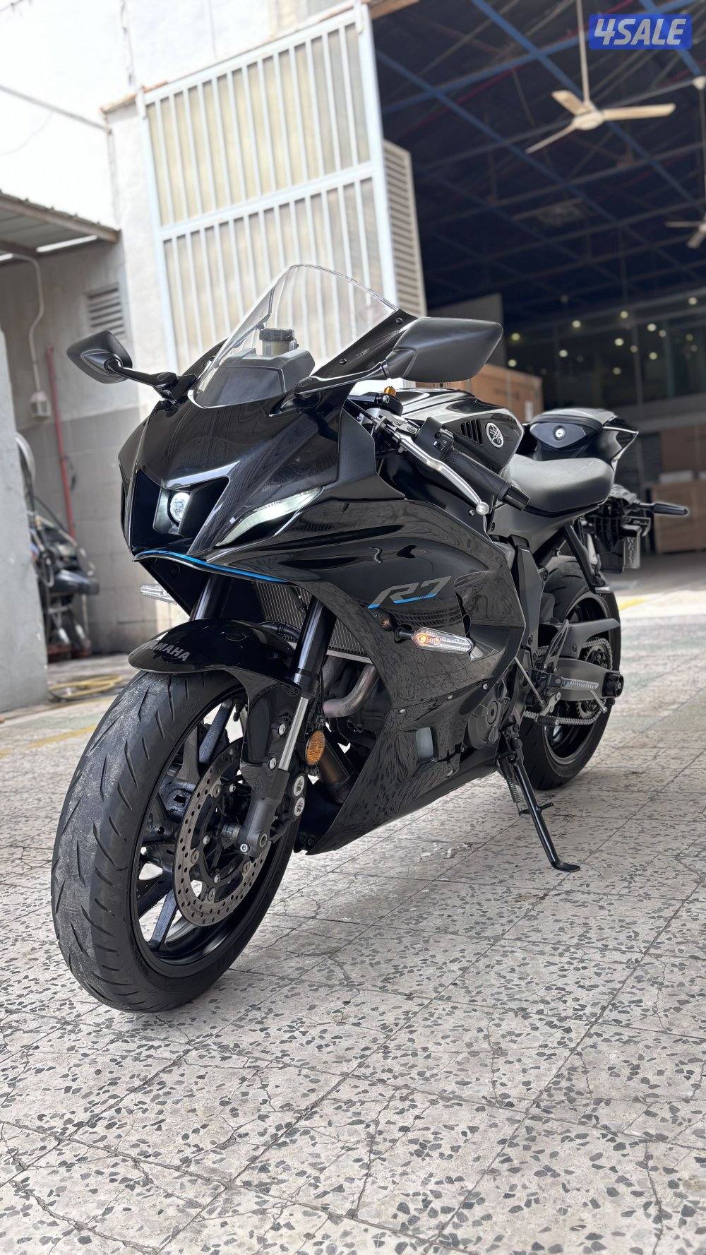 للبيع yamaha R7 موديل 20233