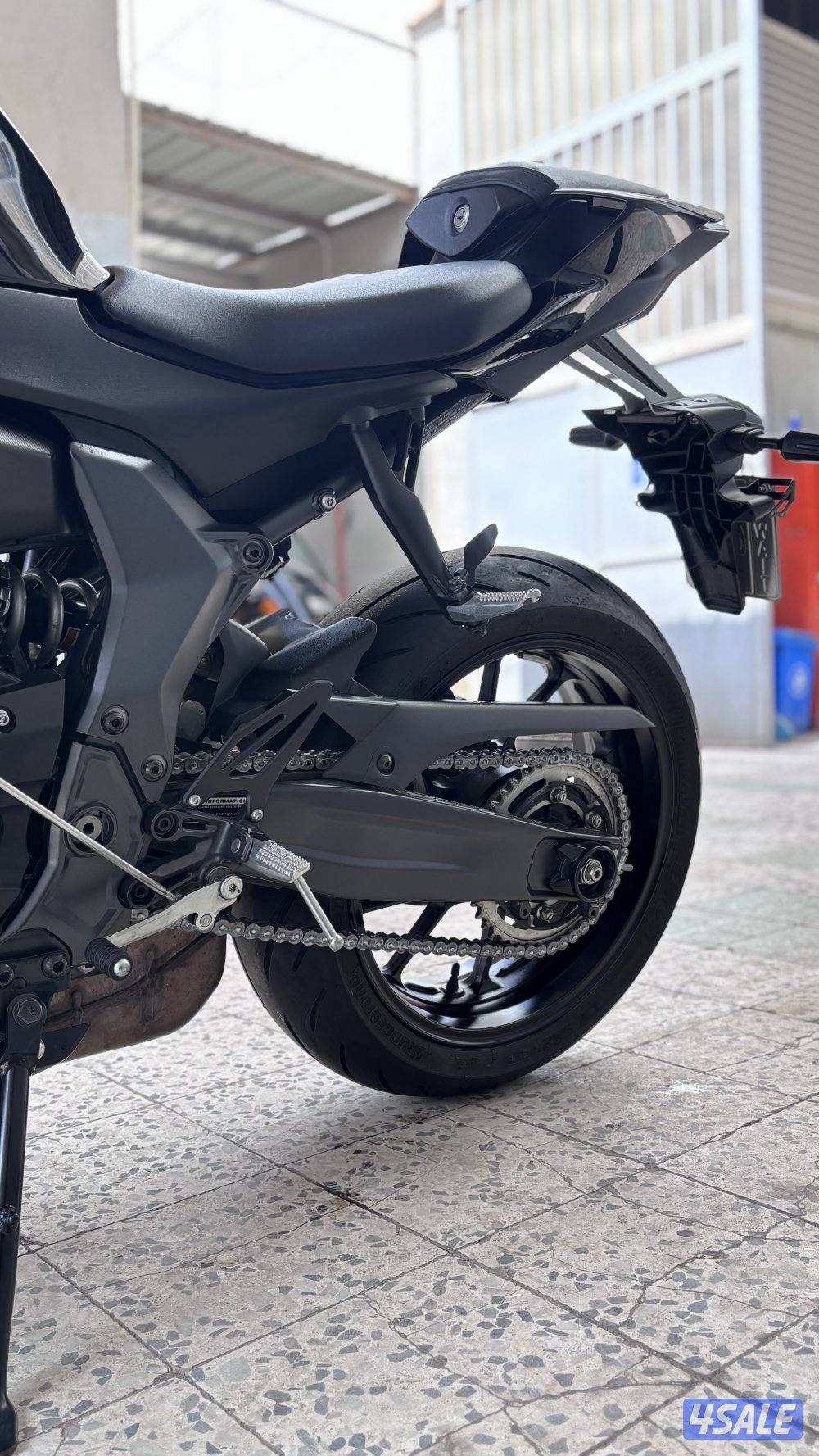 للبيع yamaha R7 موديل 20235