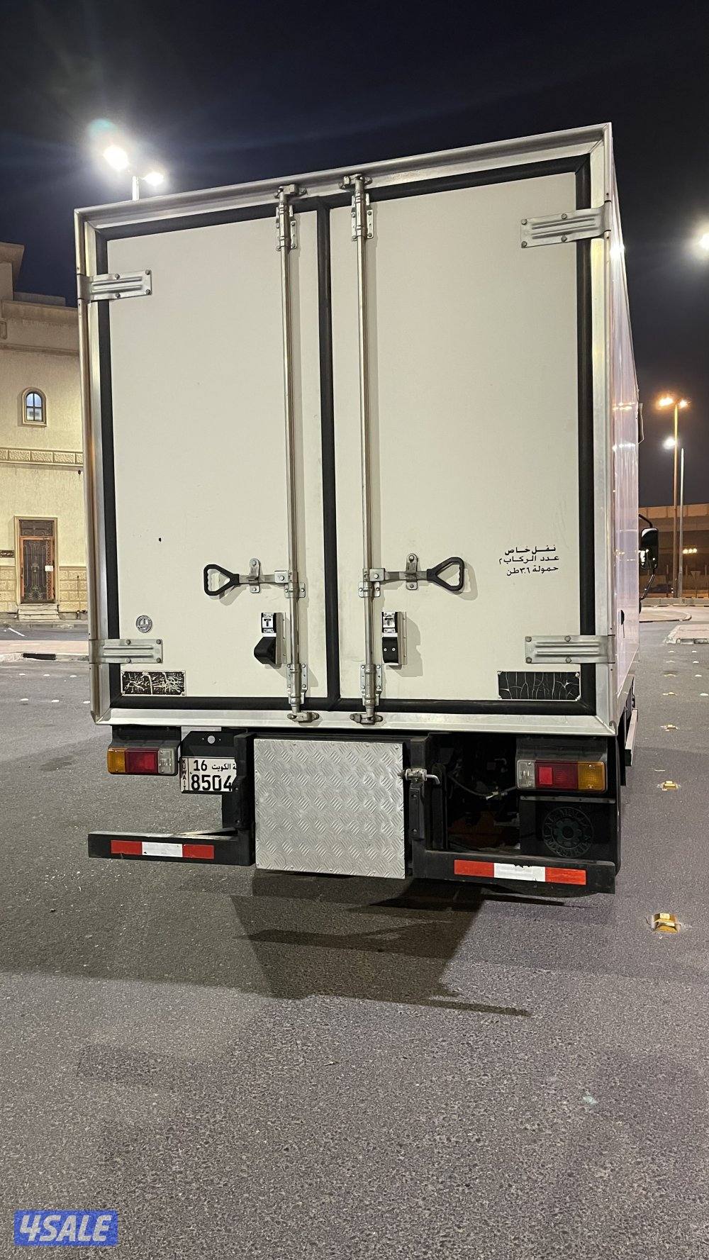 ثلاجة للبيع نظيفة جدا6