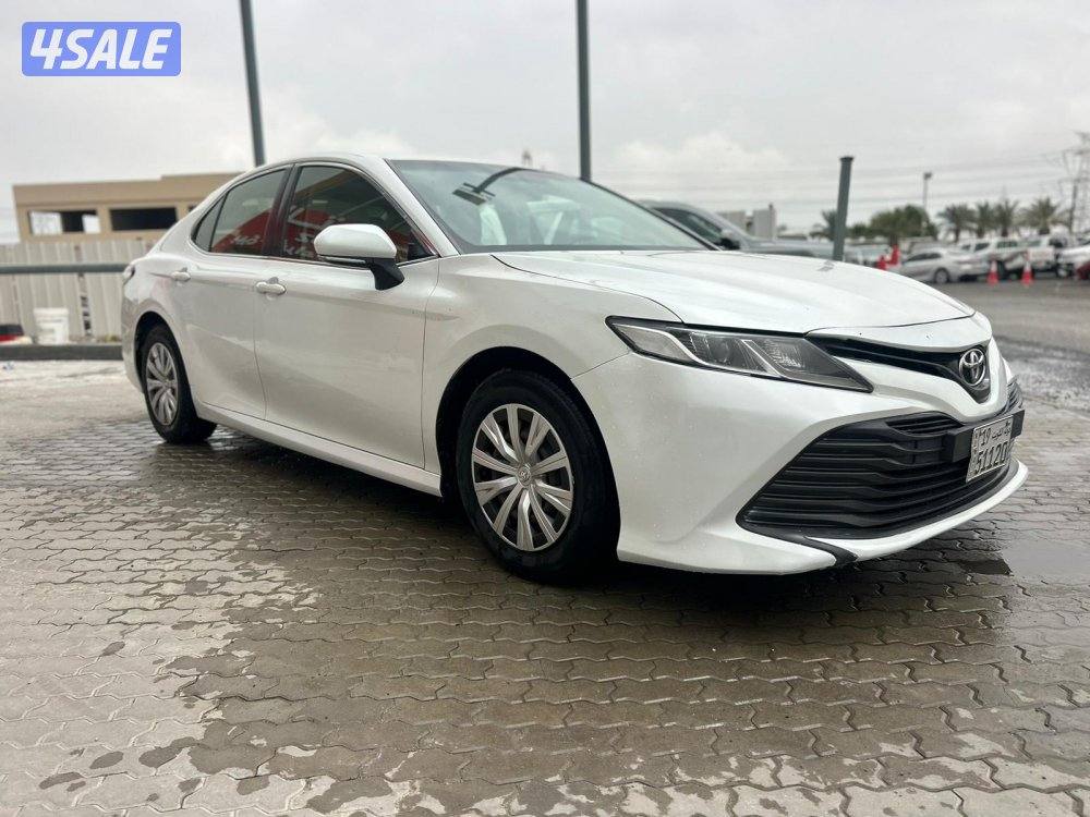 تويوتا كامرى LE موديل 2020 ماشى 213.000 k.m  وارد الساير.اصباغ متفرقه1