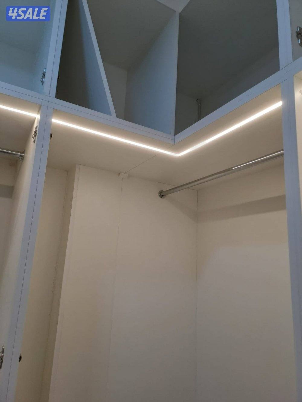 فني كهربائي باكستاني8