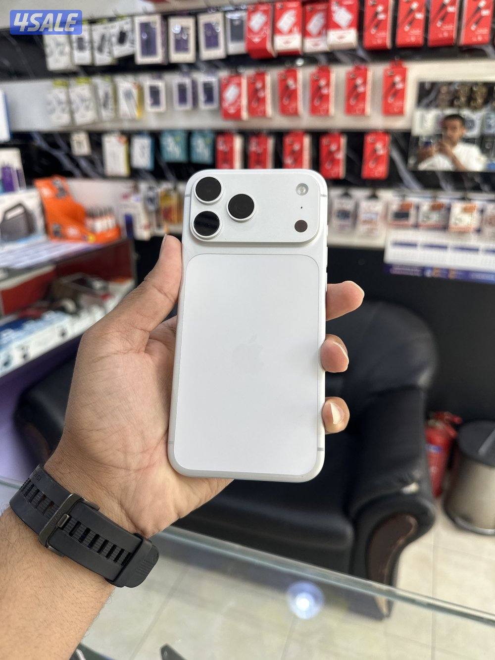 ايفون ١٧ برو ماكس 2 تيرا0