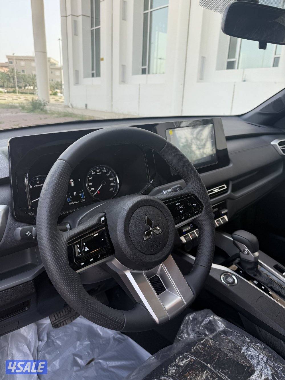 ميتسوبيشي 2025 X FORCE .10