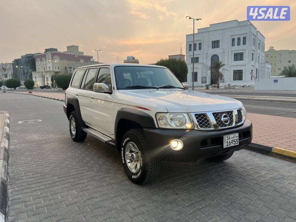 للبيع نيسان سفاري فتك GL4800 موديل20120