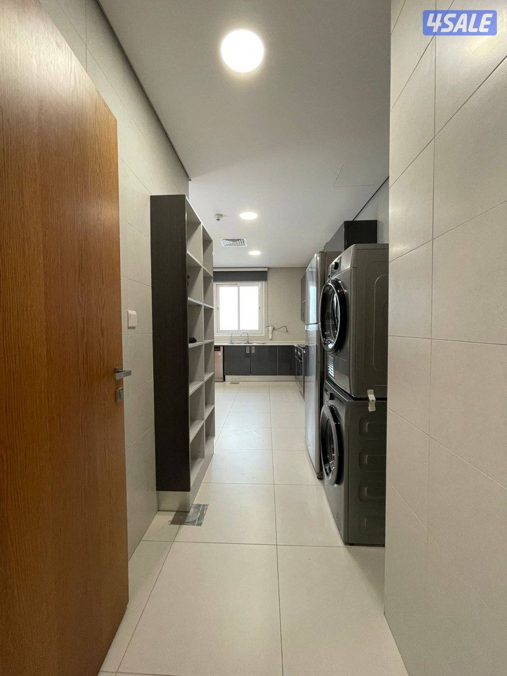 استمتع بالفخامة في شقة غرفتين ماستر ببرج المها11