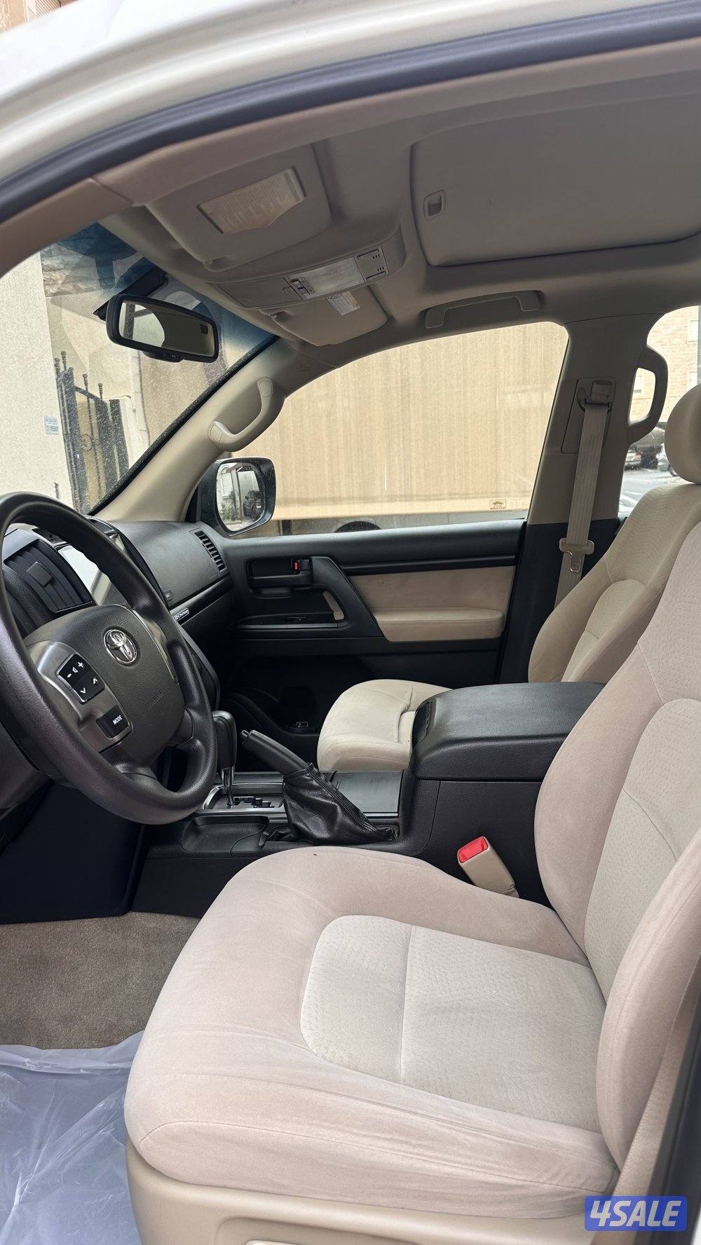 لاند كروز موديل 20114