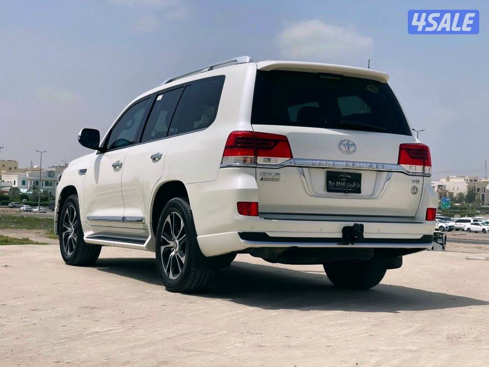 لاند كروزر 2021 V81