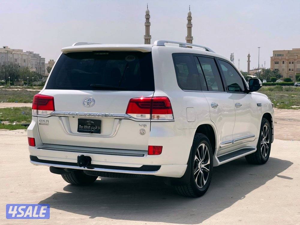 لاند كروزر 2021 V85