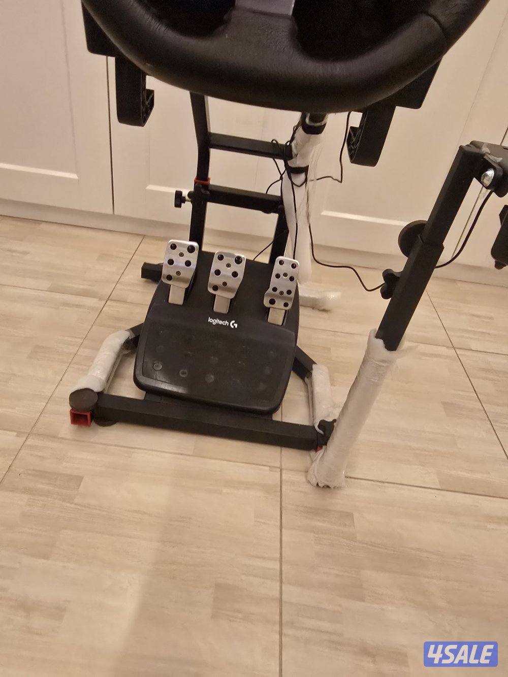 للبيع سكان بحالة جديدة مع الستاند استعمال خفيف جداً3