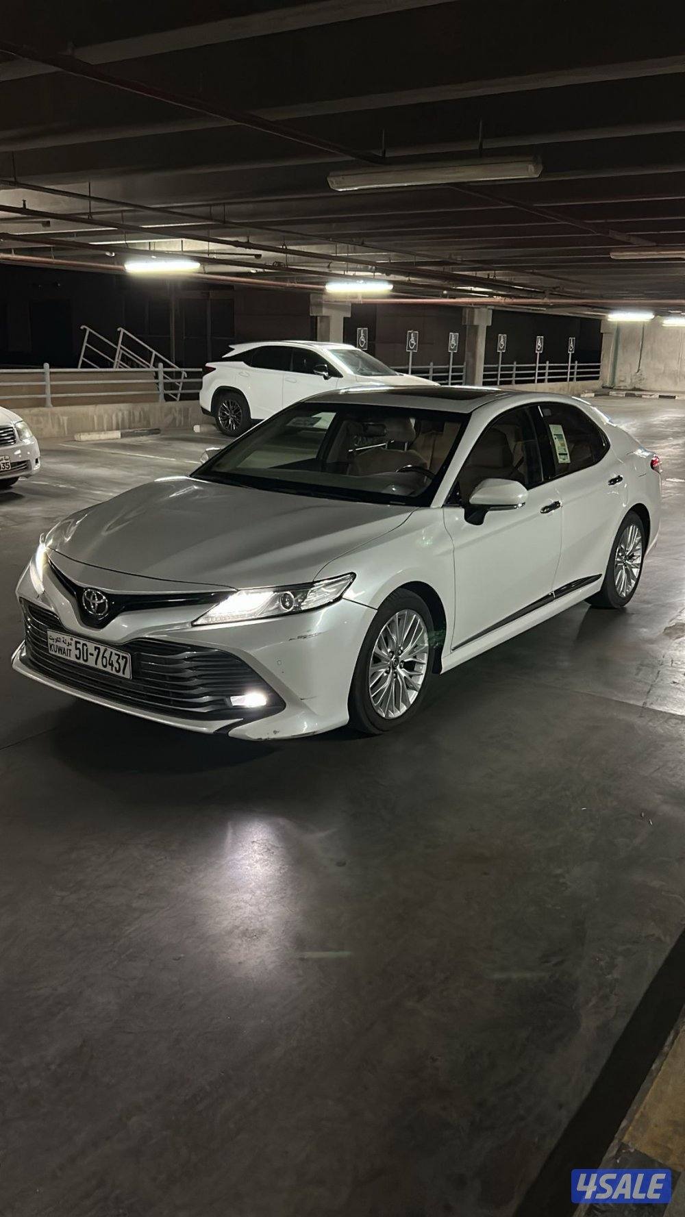 للبيع كامري 2019 الفل كامل مواصفات v61