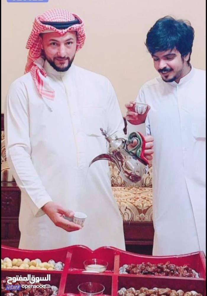 قهوجيه مع تمورخدمة ضيافه رجالي ونسائي0