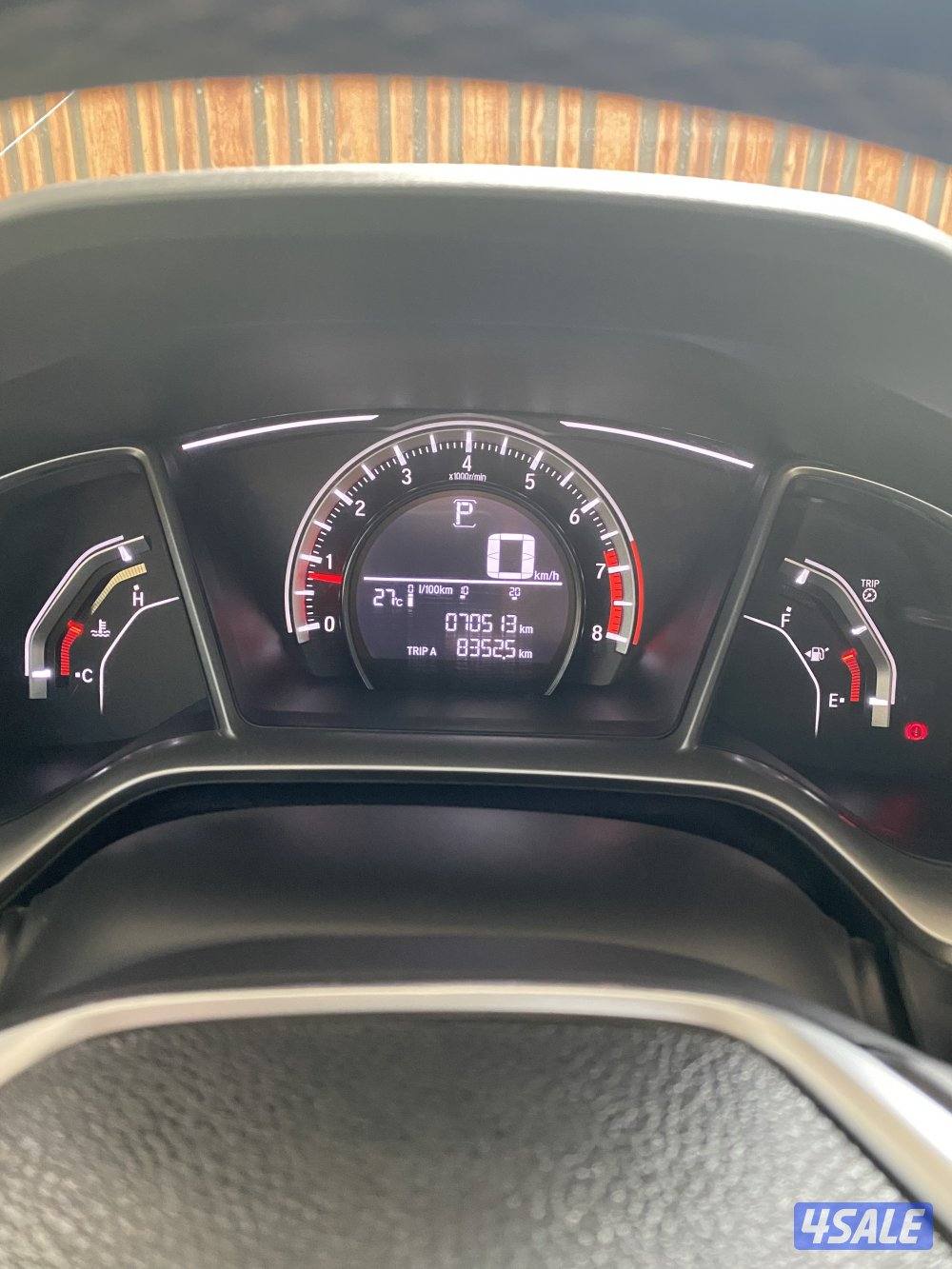 للبيع هوندا سيفيك 2020 صبغ الوكاله المالك الأول3