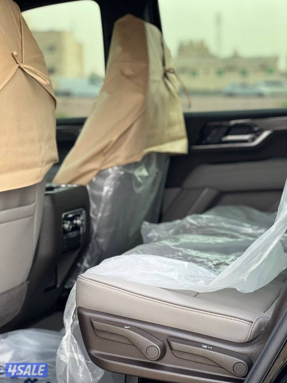 يوكن 2025 ماشي ٦ الف بحالفه وكاله دبل قير4