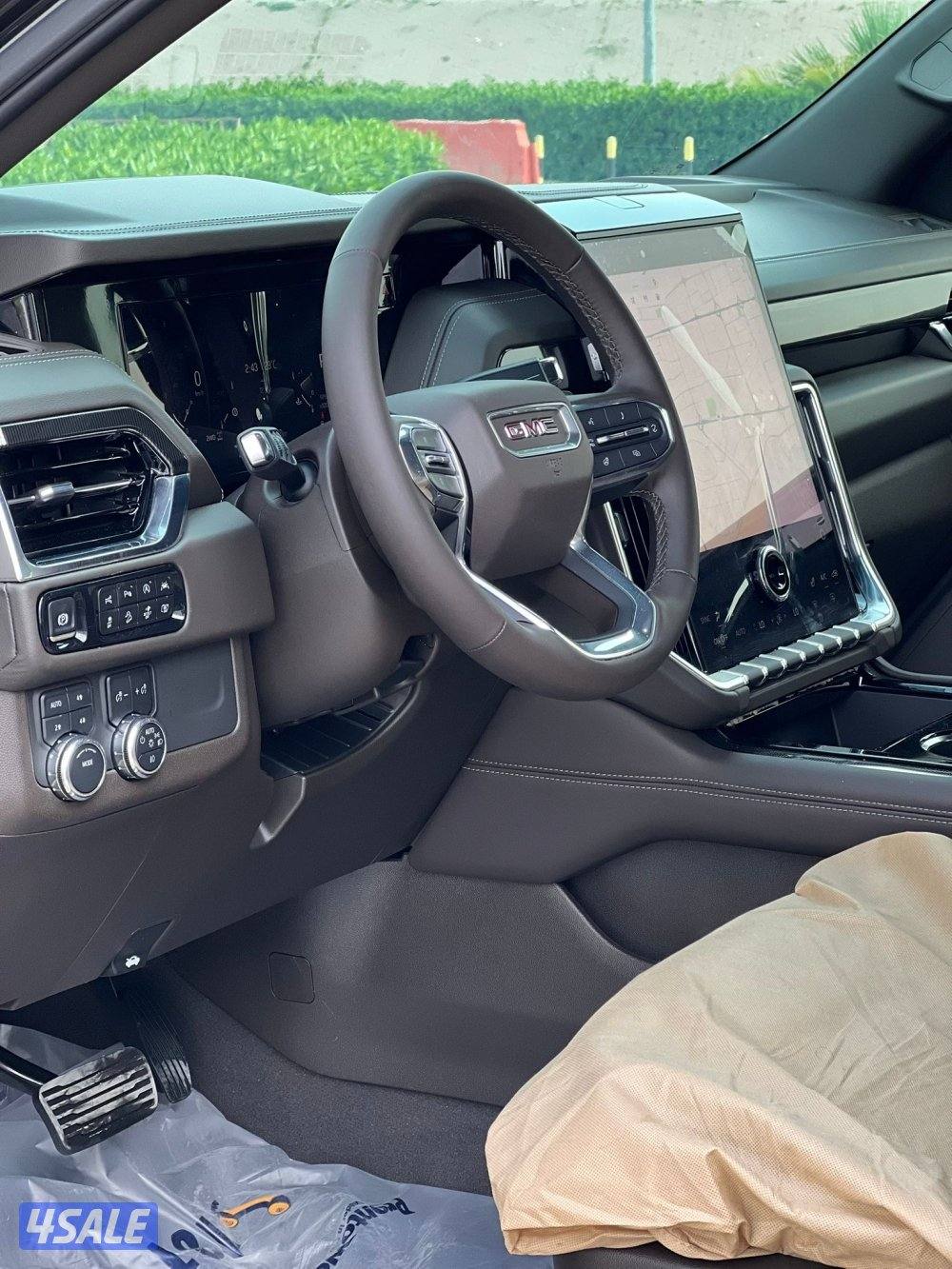 يوكن 2025 ماشي ٦ الف بحالفه وكاله دبل قير7