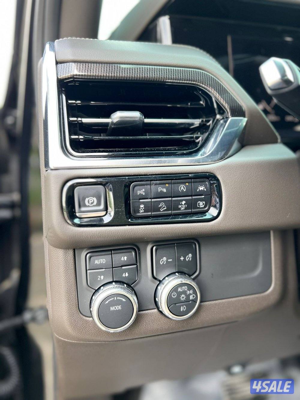 يوكن 2025 ماشي ٦ الف بحالفه وكاله دبل قير9