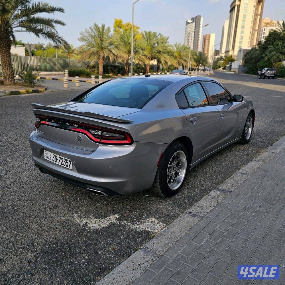 Dodge Charger SXT 20156