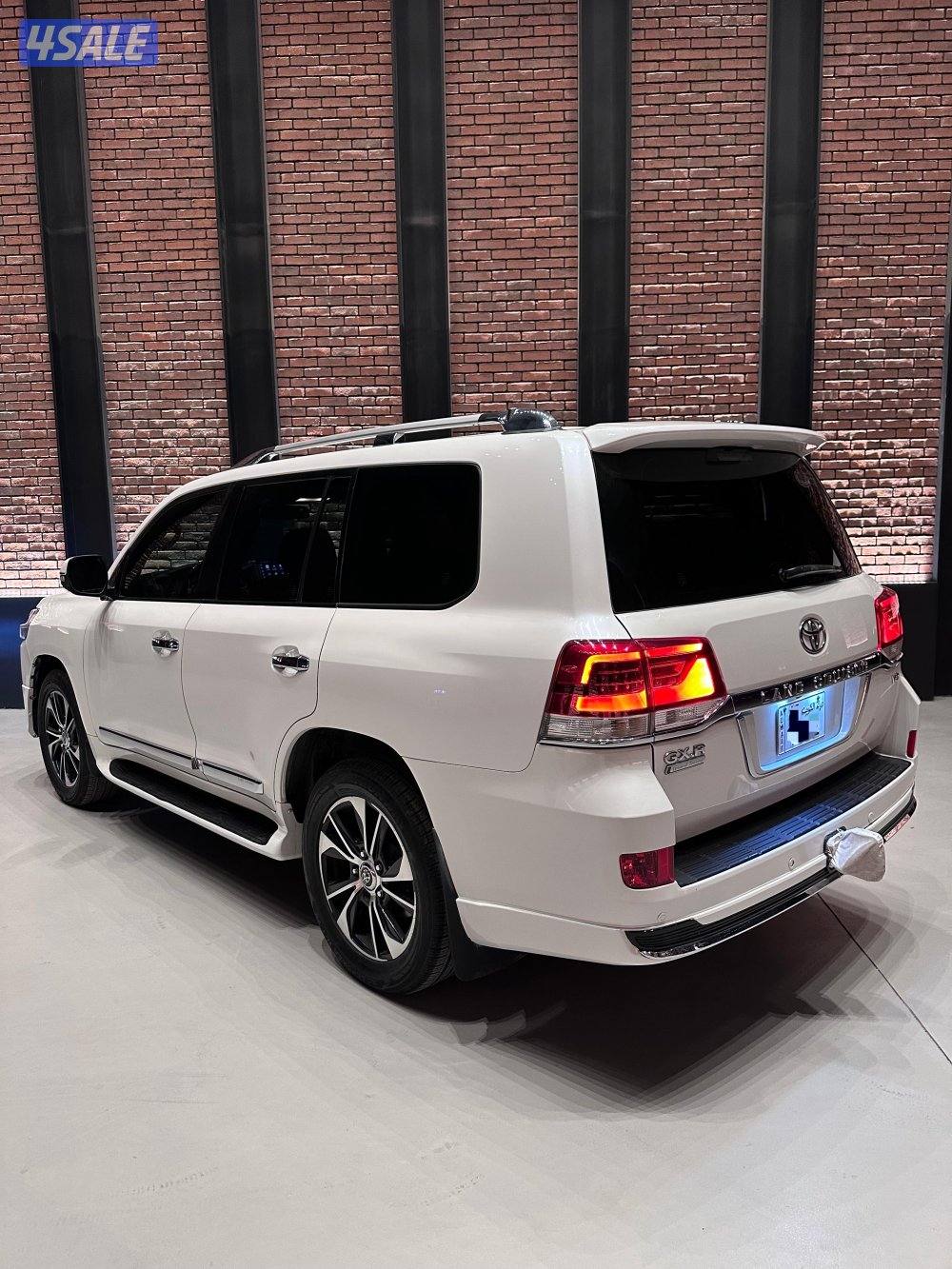 للبيع لاند كروز GxR مجدد الساير4