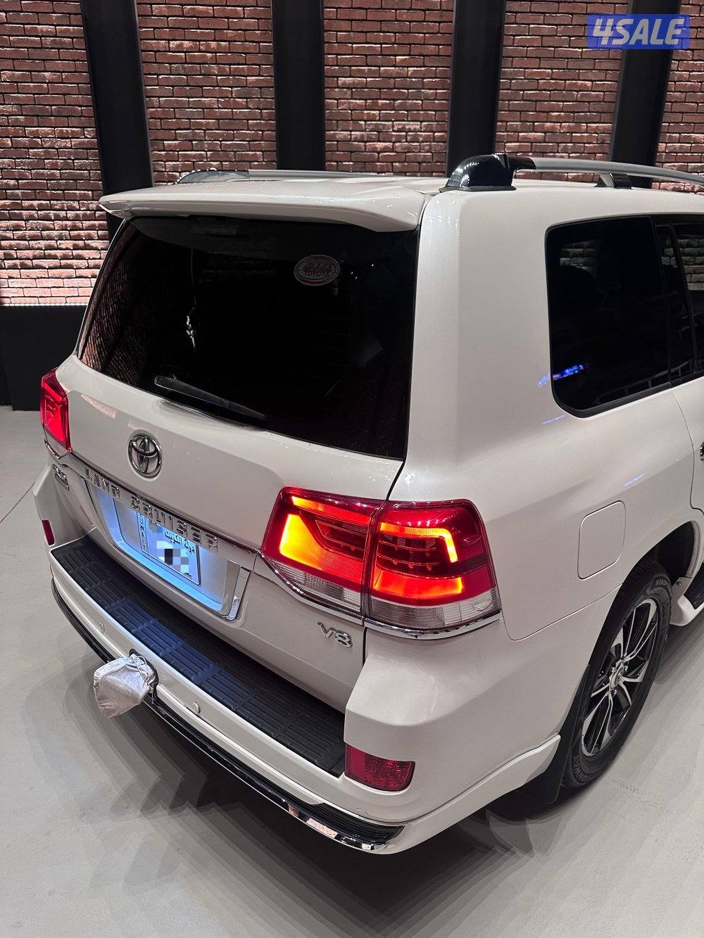 للبيع لاند كروز GxR مجدد الساير5