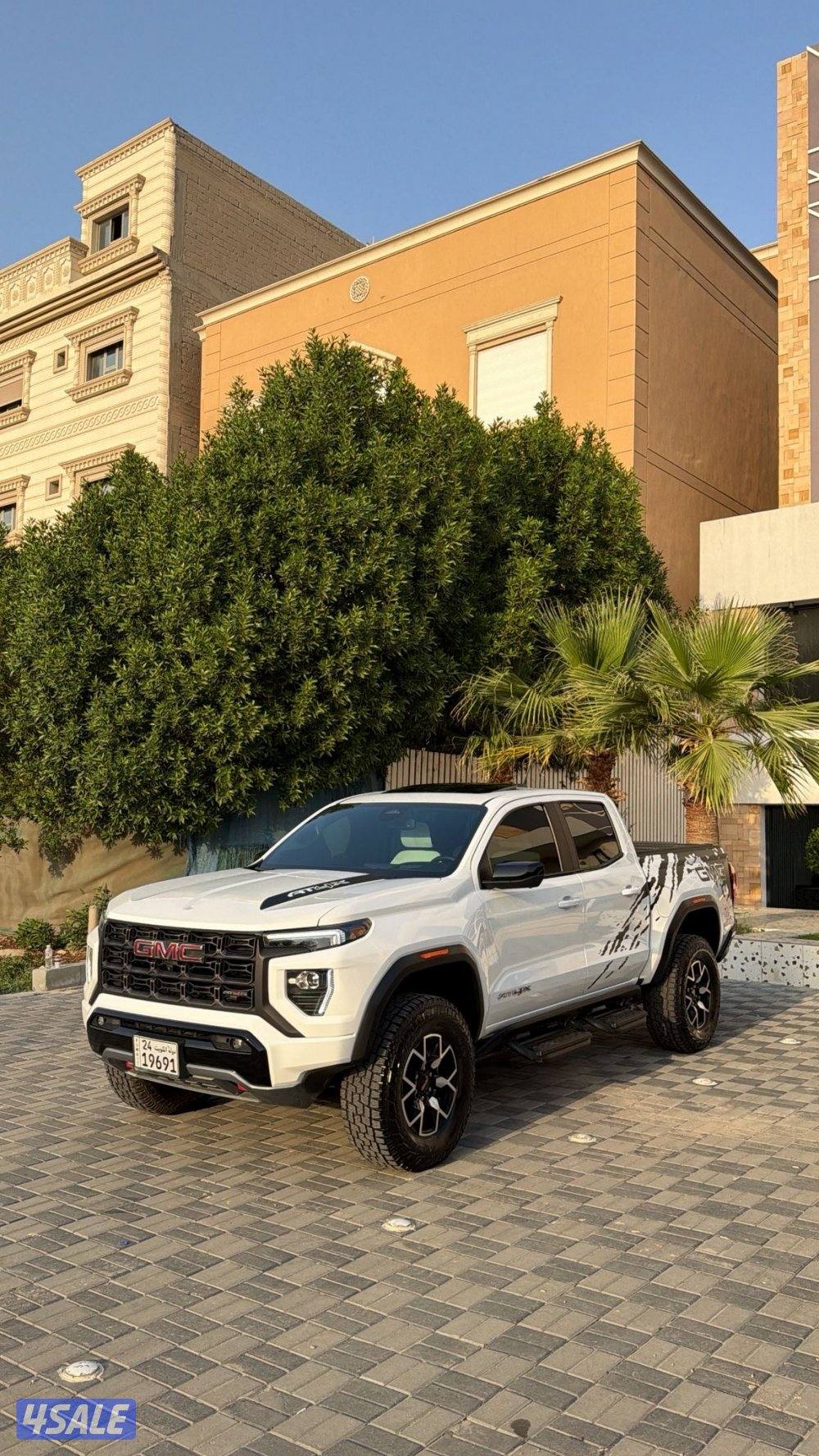 للبيع كانيون 2024 AT4X GMC1