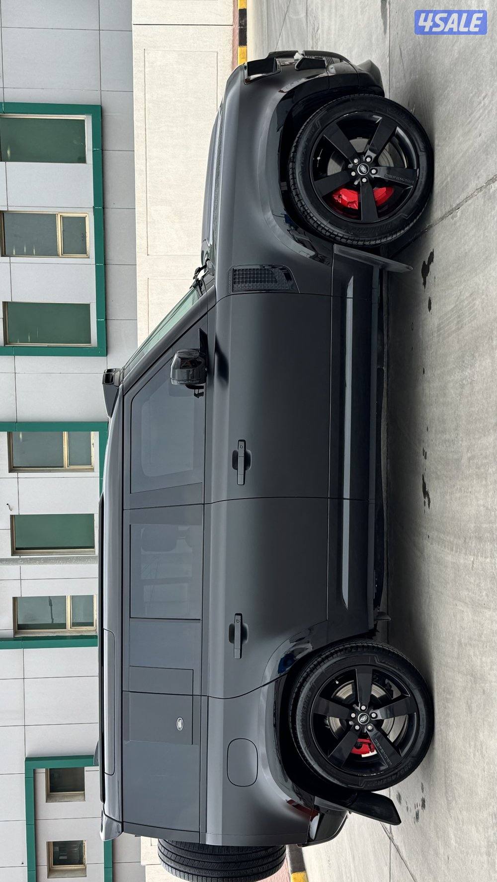 ديفندر P400 - 20230