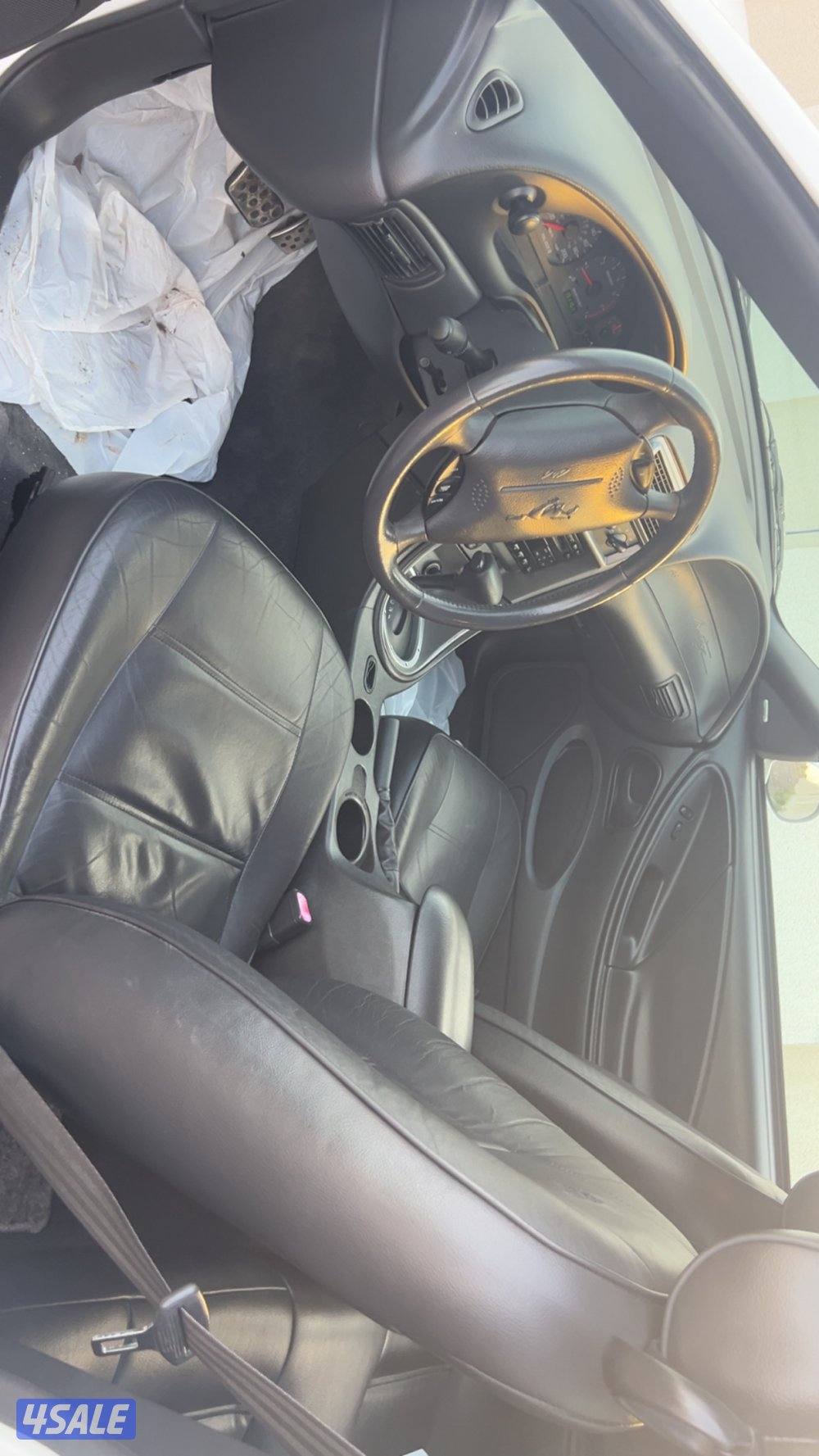 للبيع موستنق موديل 2004 وارد اليابان 6 سلندر شرط الفحص4