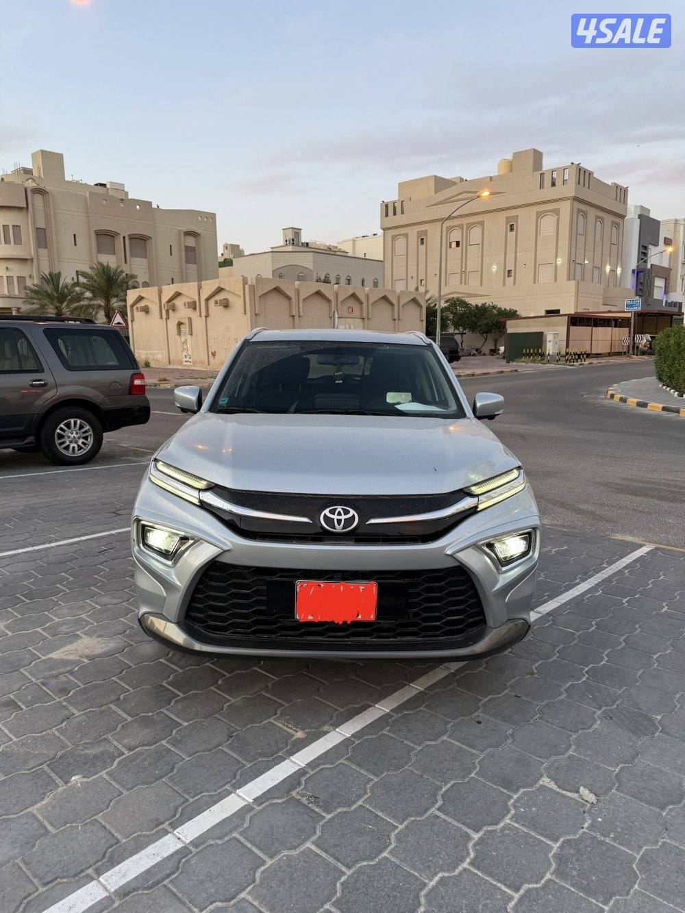 تيوتا اوربان كروزر مديل ٢٤ ماشي ٣٠ الف السياره صبغ وكالة شرط الفحص5