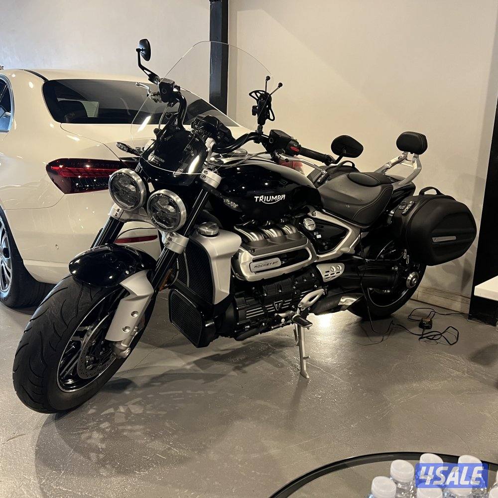 TRIUMPH rocker 3 GT3